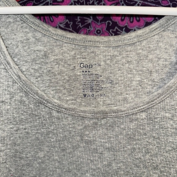 GAP Multicolor Striped and Gray Tank Tops - Picture 7 of 7